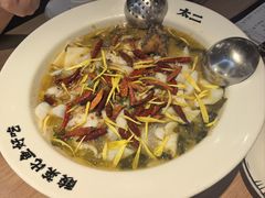 -太二酸菜鱼(武汉光谷保利店)