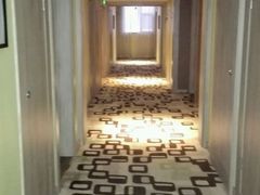 android_upload_pic-西安大雁塔科技大学地铁站亚朵酒店