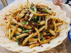 -江城燕子大排档(江汉路步行街店)