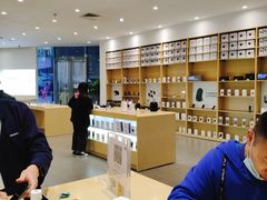 -华为授权体验店(中山公园来福士)