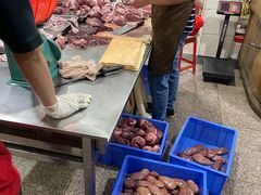 -标记美食新鲜猪杂(兴南大道店)