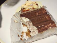 提拉米苏与冰淇淋-萨莉亚意式餐厅(杭州西溪龙湖天街店)