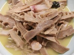 -城北食府(枫林店)