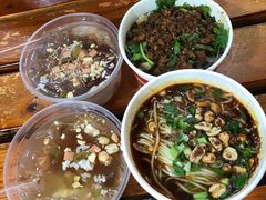 -八一好吃街·高品美食广场