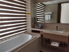 -兴芮温泉度假区