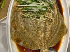 -万龙洲海鲜(大兴绿地缤纷城店)