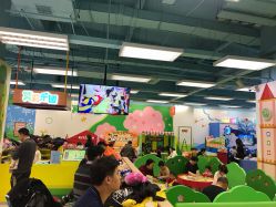 -莫莉幻想儿童乐园(郑州丹尼斯三天地店)