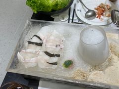 -红鼎豆捞·非遗鲍皇汤火锅(宝丰路店)