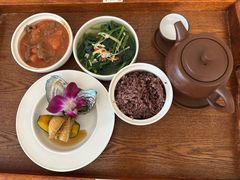 -雪梅月子中心(华侨城店)