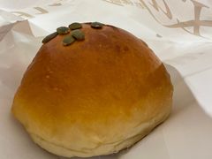 红豆麻薯包-老佛爷饼店