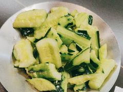 凉拌黄瓜-老虎滩大连海鲜烧烤(建邺云锦路总店)