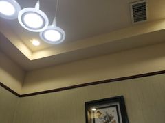 -乌托邦小船海鲜烤吧