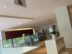 -上海冠松华奥奥迪4S店(张江店)