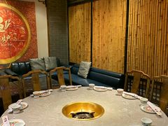 -沸炉重庆老火锅(军事博物馆店)