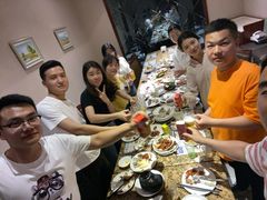 -蓝海国际大饭店·蓝钻自助百汇(兰山店)