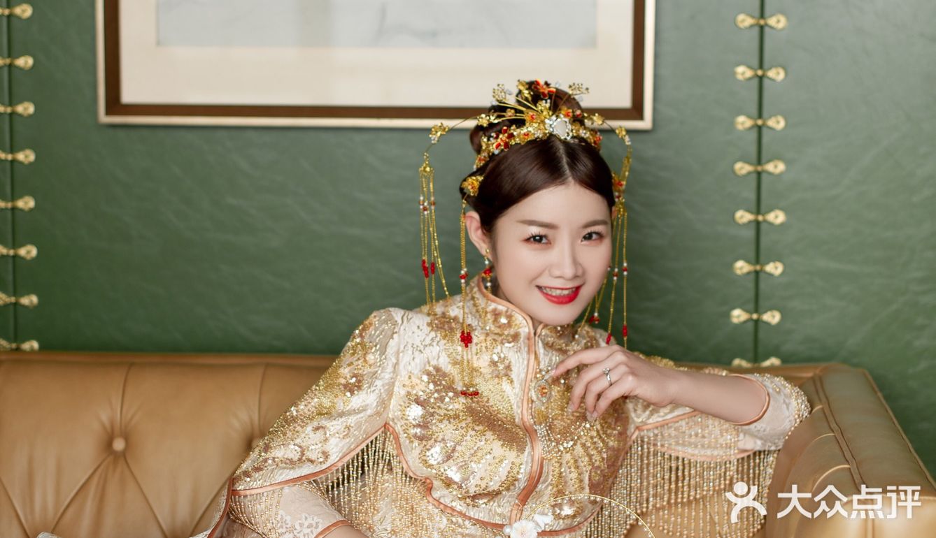 萧山婚纱礼服##香槟色马来褂