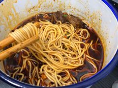坨坨牛肉面-山城盅盅面