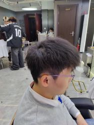 -藤野造型烫发染发