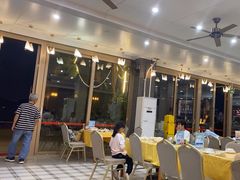 -鹏城人家海鲜酒家·23年老字号(较场尾店)
