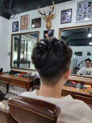 -纯剪男士理发馆·烫染专业店