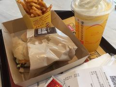 -麦当劳(塔园路店)