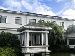 -春兰国宾馆(凤城河风景区老街店)
