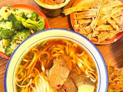 -矮子粉店1985·长沙米粉(湘春路店)