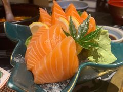 -山川小町·极番烧肉(新地假日广场店)