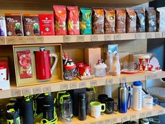 -星巴克臻选(宁波世纪东方广场店)