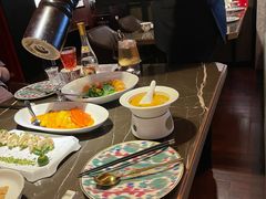 -海派悦庭·海胆烧麦·新融合菜(凯德广场店)