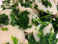 荠菜肉丝炒年糕-老吉士(环贸iapm店)