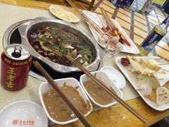 -袁记串串香(泉水轻轨站店)