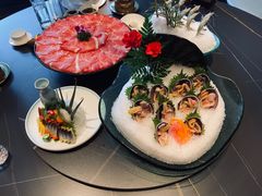 -鼎泰亨·海鲜牛肉餐厅(滨江店)
