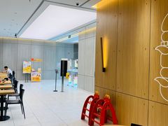 -麦当劳(徐汇漕溪北路百脑汇店)