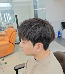 -尤司男士国潮理发馆