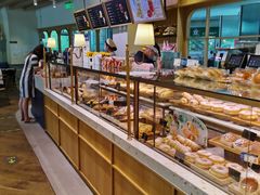 面包甜点陈列柜-巴黎贝甜(阳光上东店)