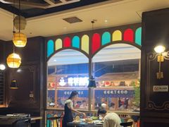 大堂-钱小奴海鲜自助黑金店(杭州滨江龙湖店)