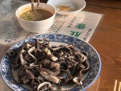 -东兴顺爆肚张