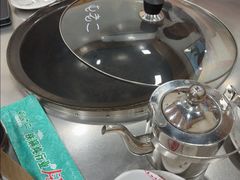 -屯老二农家铁锅炖·行业领军者(梅江店)