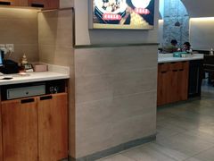 -胡氏大盘鸡新疆菜(石岗店)