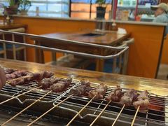 -哈尔滨小酒馆·鲜肉现穿自助烧烤(康新花园店)