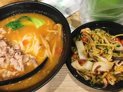 -小魔童·鲜切牛肉粉(时尚天河东区店)