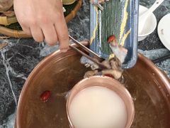 -慢丽江·云南野生菌土鸡锅(西山店)
