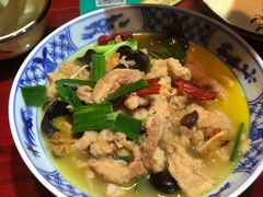 -窄巷子陕菜馆·地道陕西菜(粉巷店)
