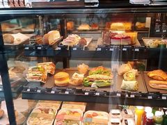 面包甜点陈列柜-星巴克臻选(莘庄仲盛店)