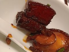 鲍鱼红烧肉-鲤院·新中式美学·庭院餐厅(夫子庙店)