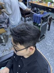 -藤野造型专业烫染接发