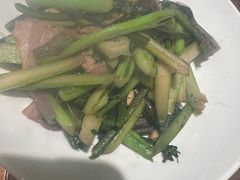 -黄泥岗·地道湖北菜(奥特莱斯店)