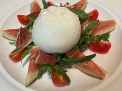 -鲜璟台·地标景观餐厅(上海中心店)