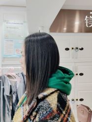 -镁连社·美联社
